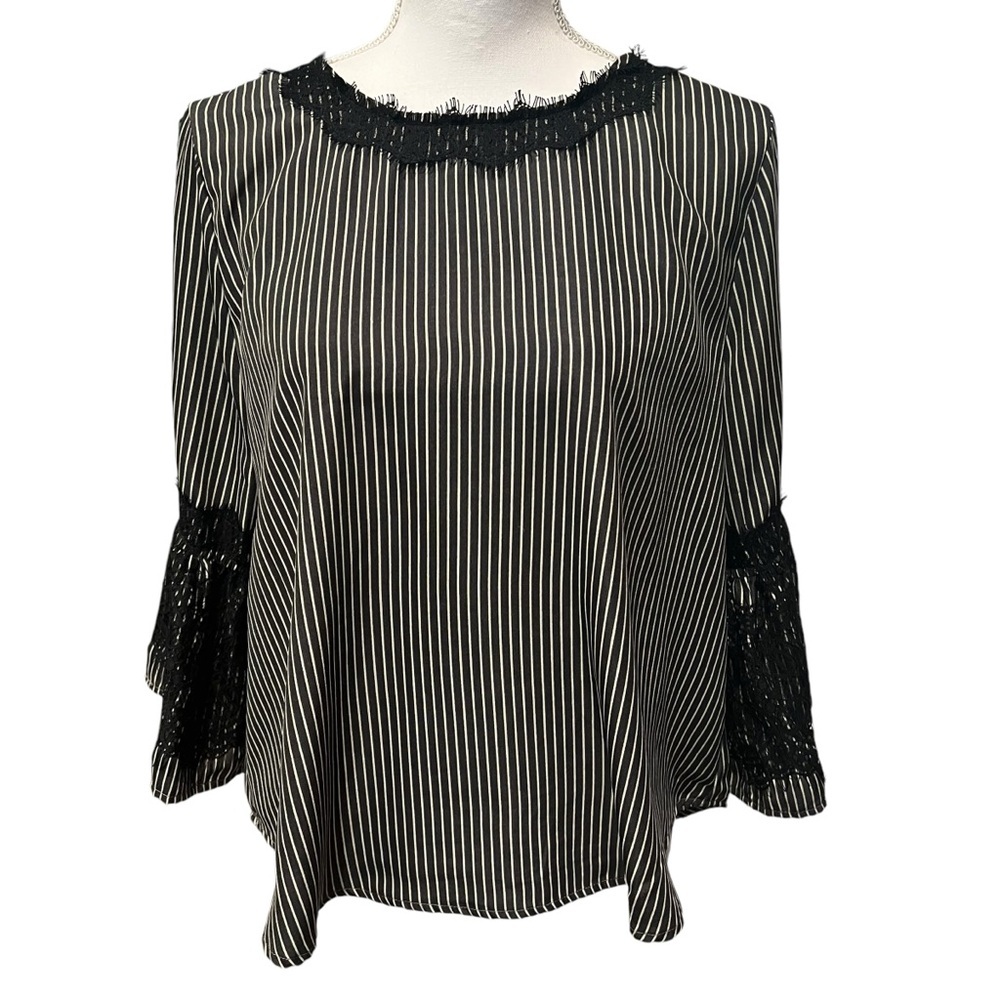 THML Blouse Womens Medium Black White Strip Lace 3/4 Sleeve Velvet‎ Back Tie
